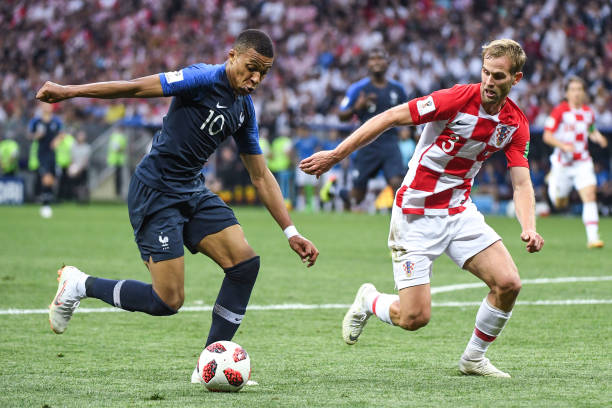 参赛机会都 参赛机会都