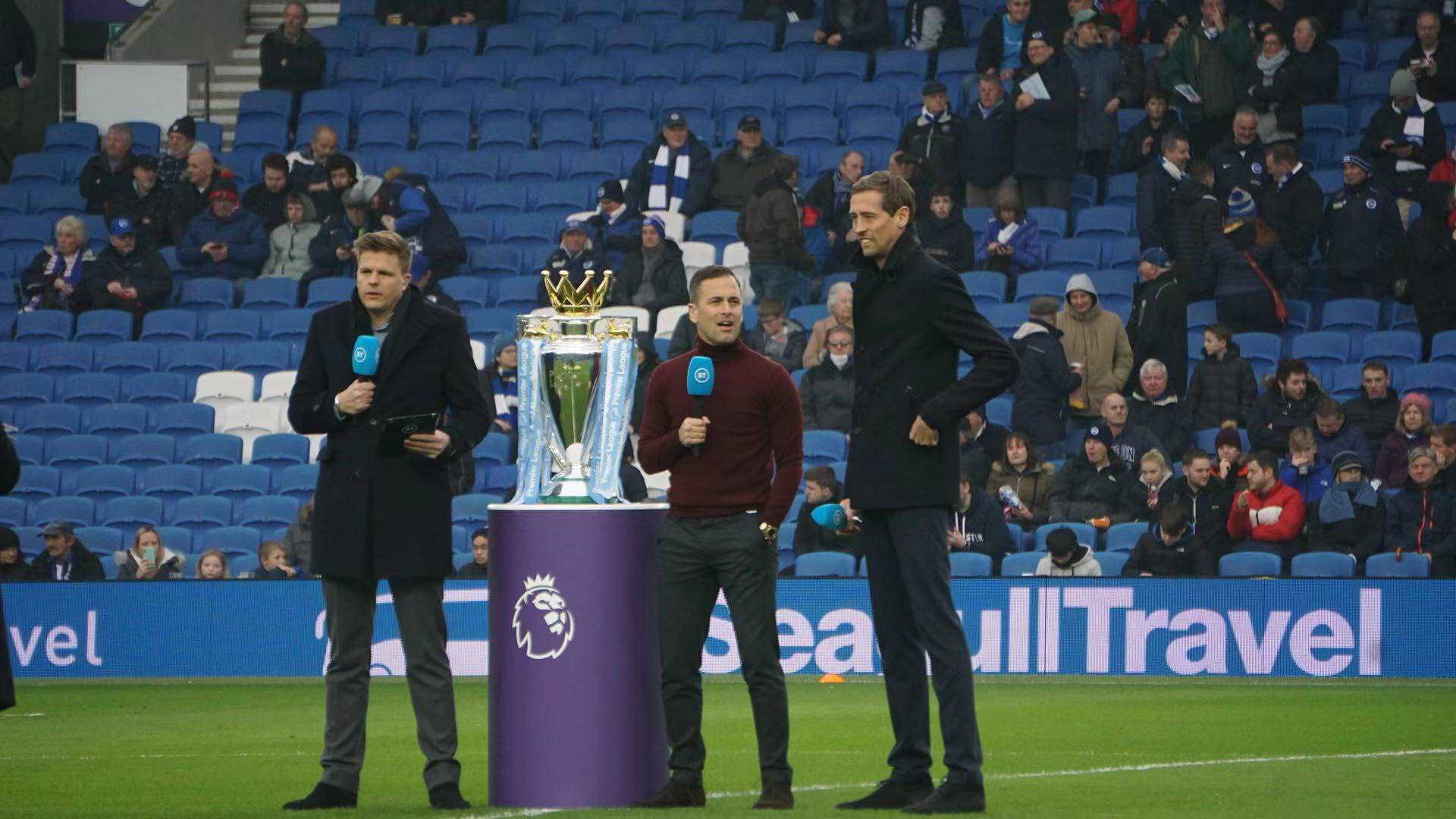 剑挥别伯纳 剑挥别伯纳