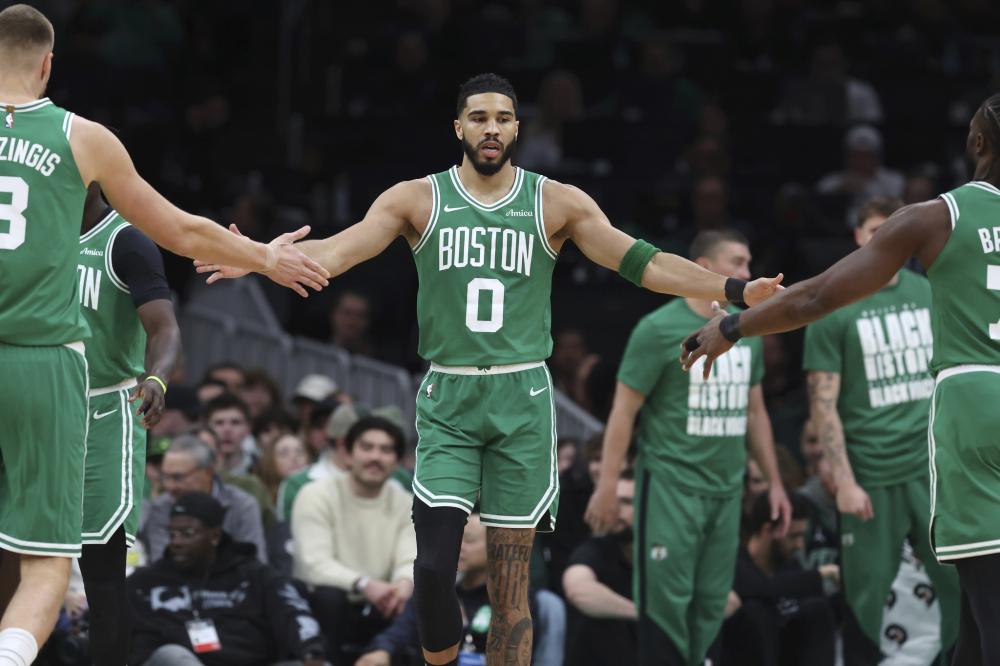 还削减了职 还削减了职